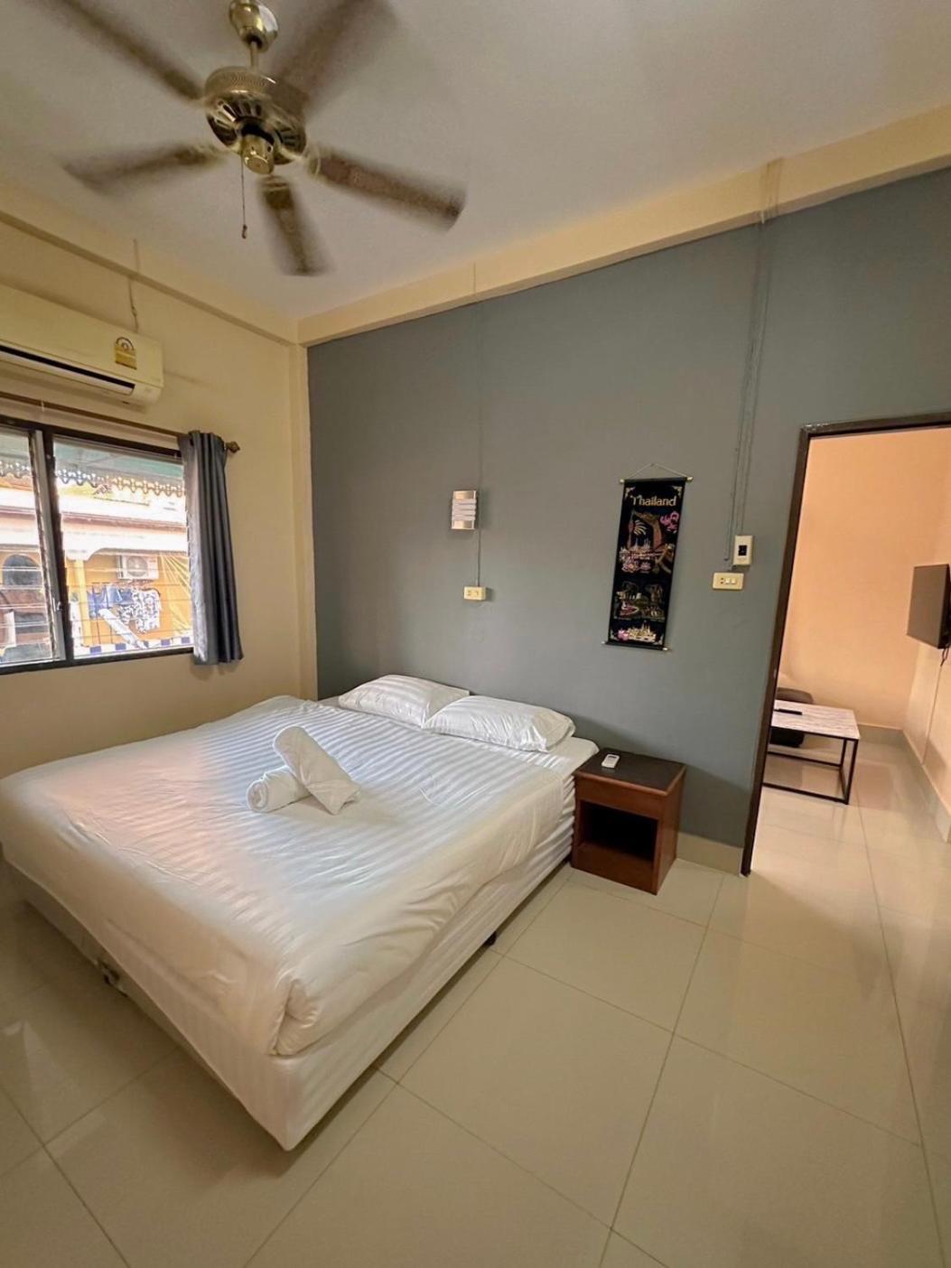 The Villa Residences Resort Patong Exteriör bild